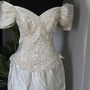 Elegant Off-Shoulder White Dress